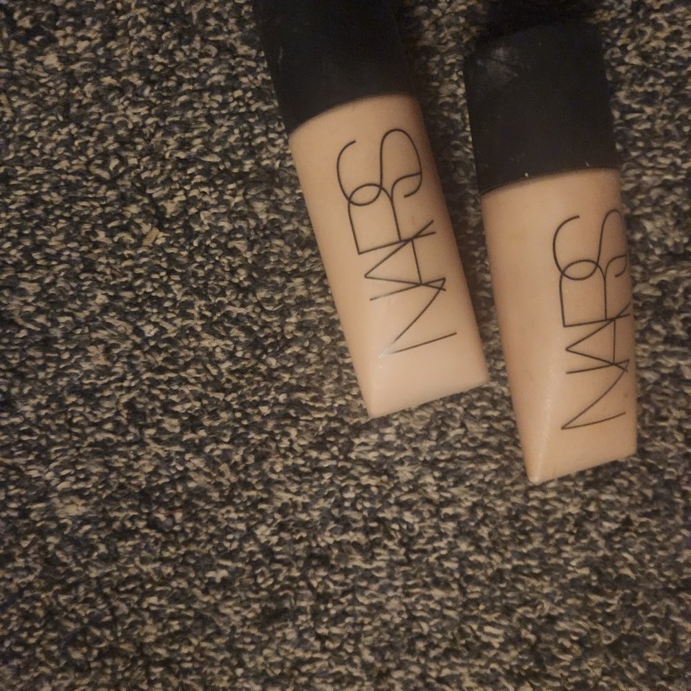 NARS SOFT MATTE FOUNDATION